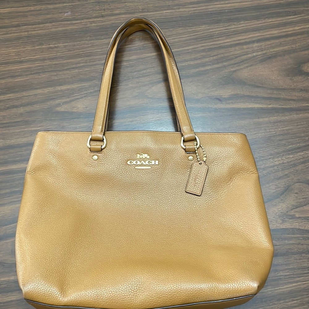 Coach Leather Bucket Bag Like New Tan with Gold